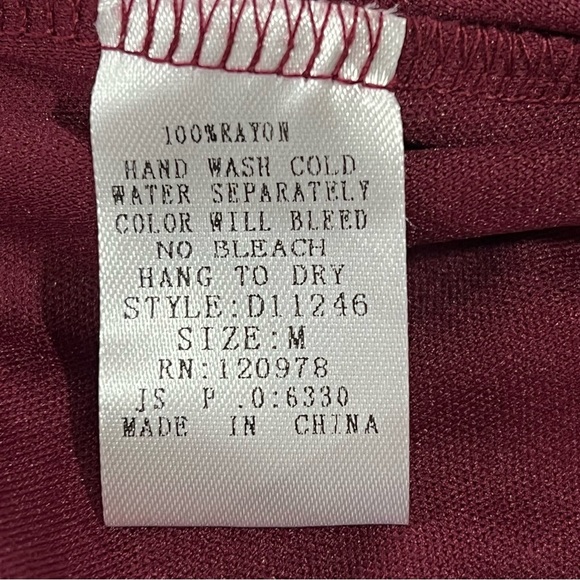 NEW WITH TAGS ENTRO LONG SLEEVED WRAP MINI DRESS - Picture 15 of 15